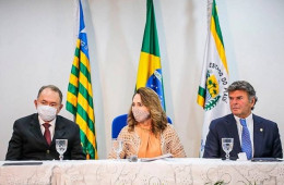 Luiz Fux acusa o parlamento brasileiro de não atuar e empurrar questões ao Supremo
